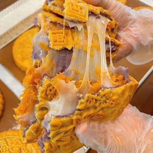 Bánh Trung Thu Mochi Trứng Muối – Mềm mịn, ngậy thơm khó cưỡng - Ảnh 6
